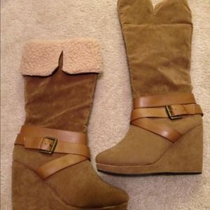 Wedged fur winter boots chestnut brown