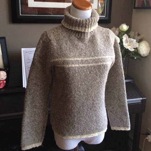 Cozy Warm Sweater - Picture 1 of 2