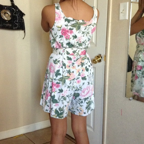 cute jumper - Picture 2 of 2