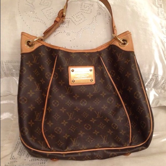 Louis Vuitton Handbags - No longer available  ⛔Authentic Louis Vuitton