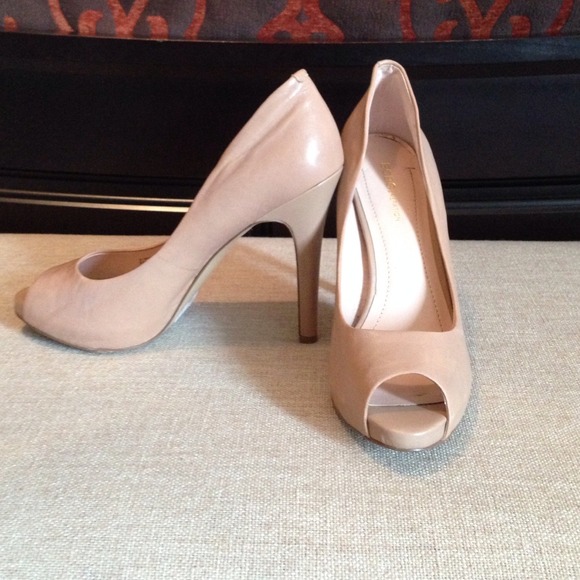 NUDE BCBG Generation Pumps