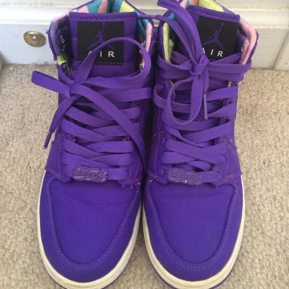 Nylon Jordan 1s
