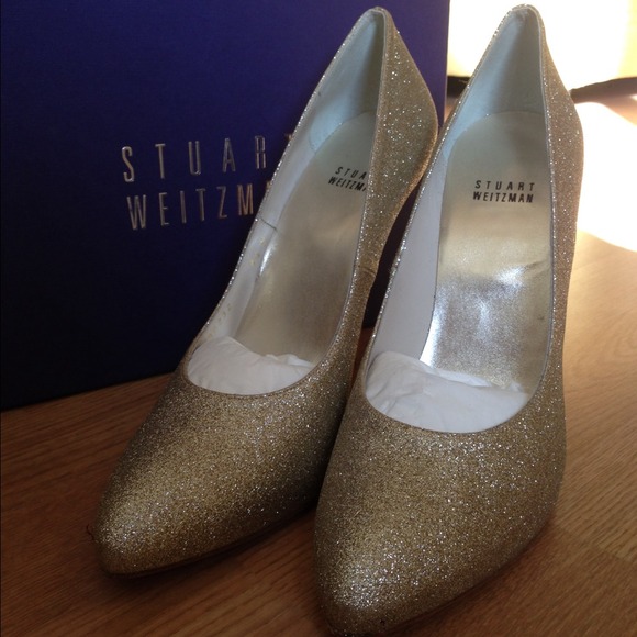 Gold glitter Stuart Weitzman Dagger