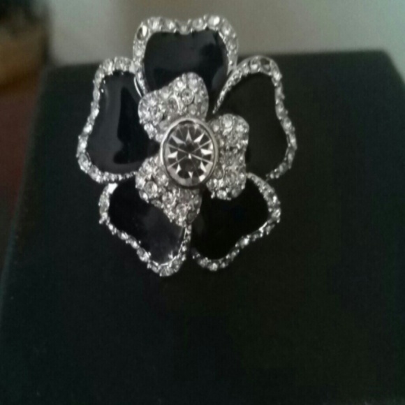 ✨✨ Reduced Price!  ✨✨Lia Sophia Ring