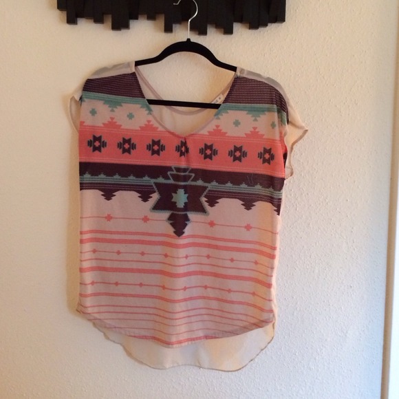 SOLD!!! Tribal print top - Picture 1 of 2