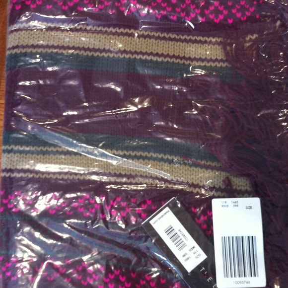 Fair Isle Infinity Scarf