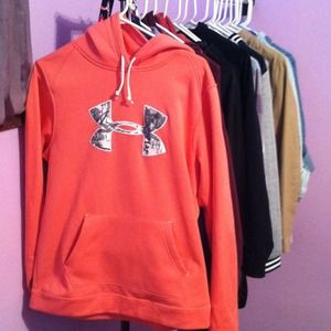 pink under armor sweater