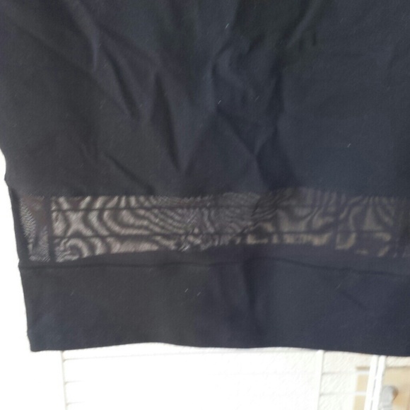 Bebe brand new skirt - Picture 3 of 3