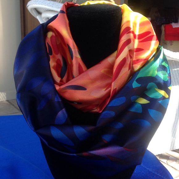 Accessories - Infinity scarf with multi colors. 💚💛💙💜❤️💓