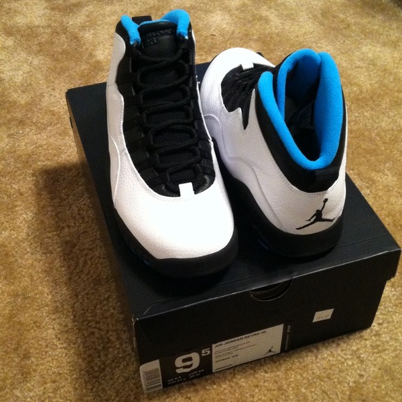 Jordans powder blue 10