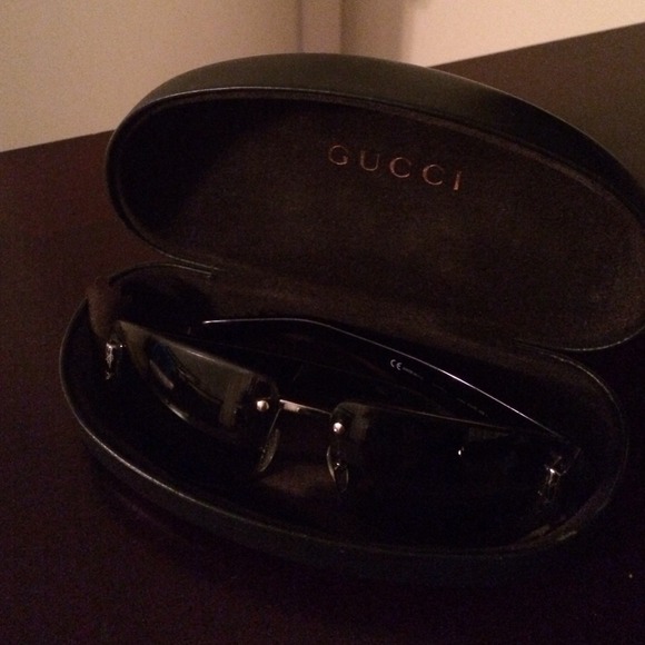 Gucci sunglasses grey gradient lenses side GG logo main image 8