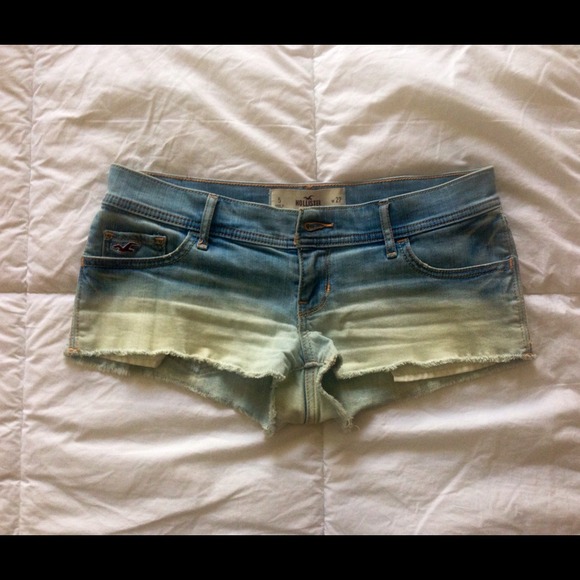 🔴SOLD SOLD🔴🔴Hollister Co ombré shorts