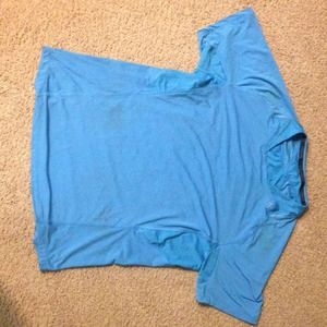 Men's lululemon workout shirt.