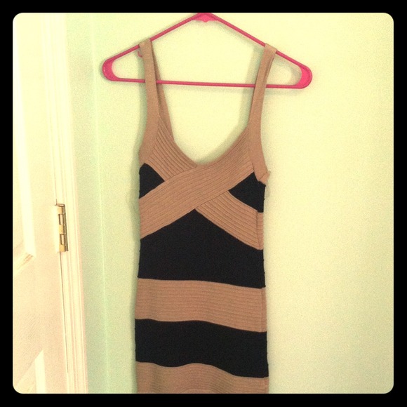 🔵REDUCEDMetropark black/tan dress! Size xs