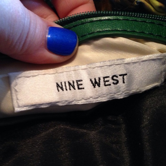 Purse - Picture 4 of 4
