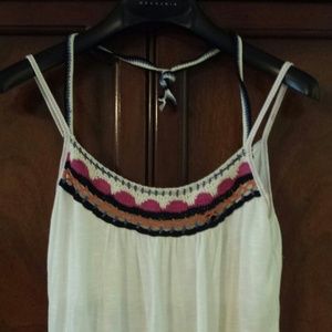 NWT chelsea and Violet top.