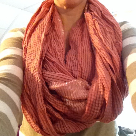 Infinity scarf - Picture 2 of 2