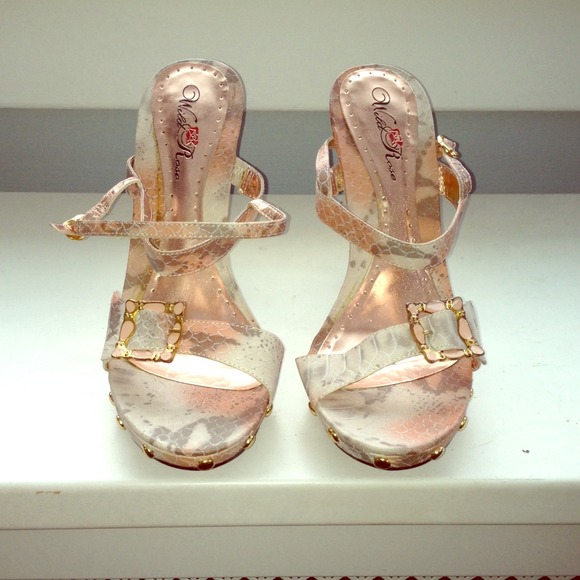 Pink/gold strappy heels
