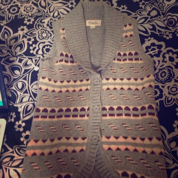 Forever 21 sweater material vest!