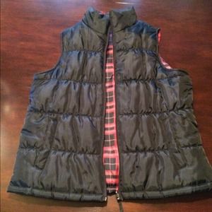 Reversible vest
