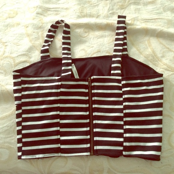 Size M black & white striped crop top