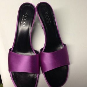 Gucci sandals????Host Pick????