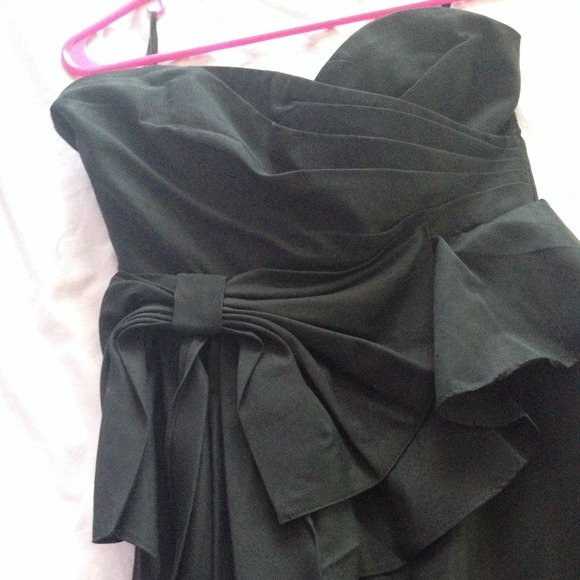 ASOS black dress with sweetheart neckline - Picture 2 of 2