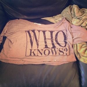 "who knows" crop top in brown