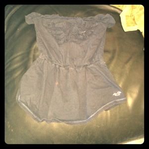 Navy blue tube looks cute 🙈🙉🙊