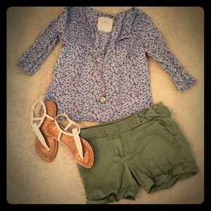 Hollister floral top