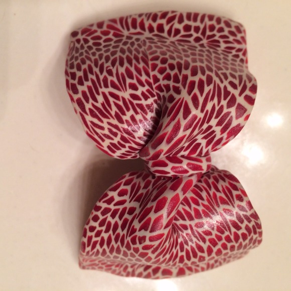 Red and Bone hard-shell hair bow barrette