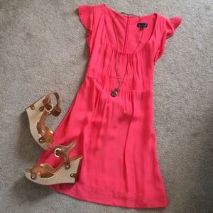 🚫SOLD Topshop coral flutter sleeve dress