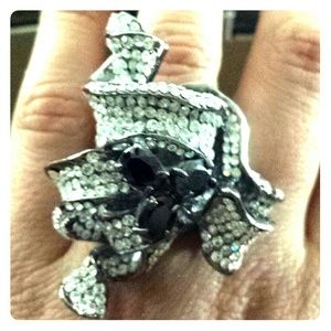 Gorgeous obstract ring