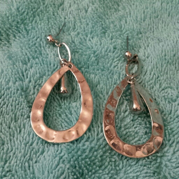Earings