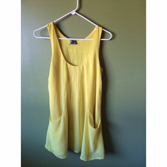 🌸SOLD🌸 Yellow chiffon swing dress