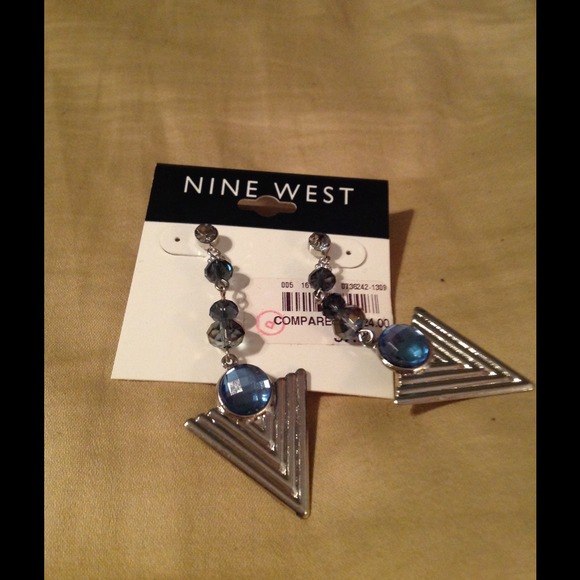 Lot of 4 earrings