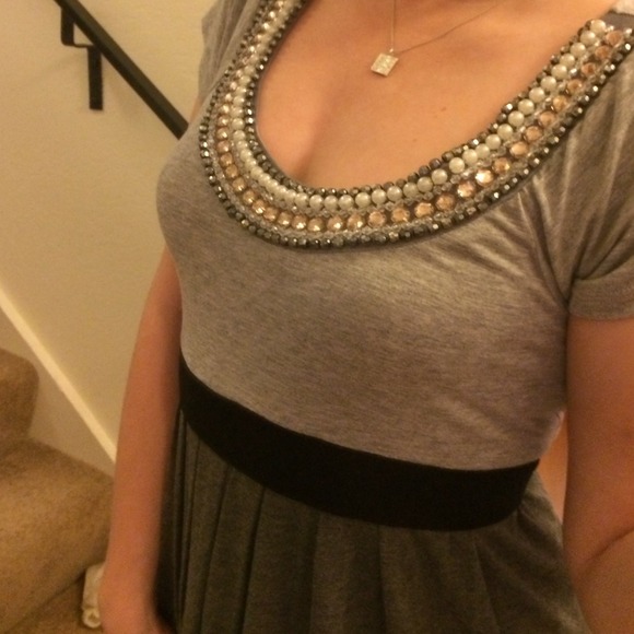 Beautiful beaded shirt - Picture 2 of 4