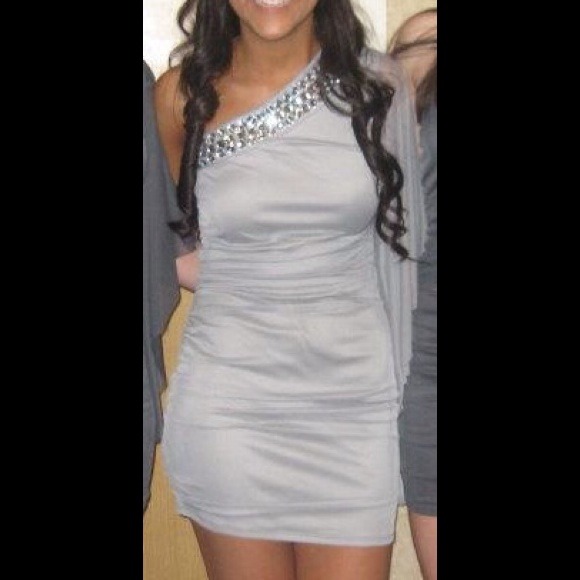 One shoulder grey dress - Picture 3 of 3