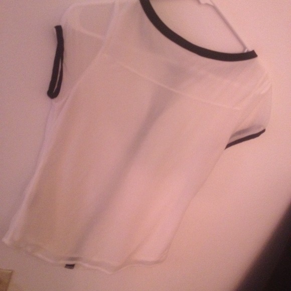 Transparent shirt - Picture 3 of 3