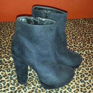 *Reduced Black suede heels