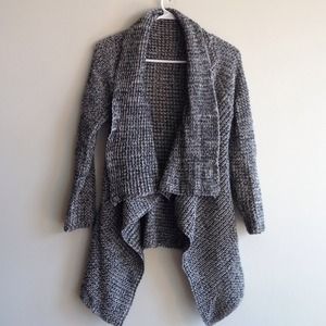 33🅿️🅿️Brandy Melville Grey Lara Knit Sweater