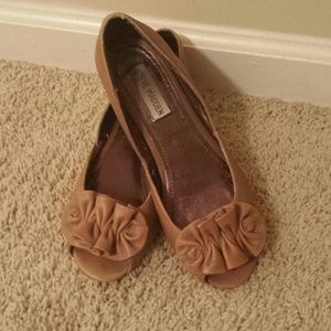 Steve Madden cognac leather peeptoe flat
