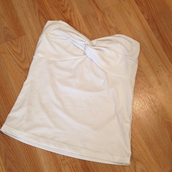 Lingerie Halter - Picture 1 of 3