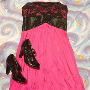 ❤️❤️❤️SOLD❤️❤️❤️ Pink and black strapless dress