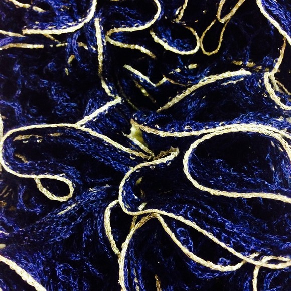 Sashay ruffle scarf. Blue. Shimmery white edging - Picture 4 of 4