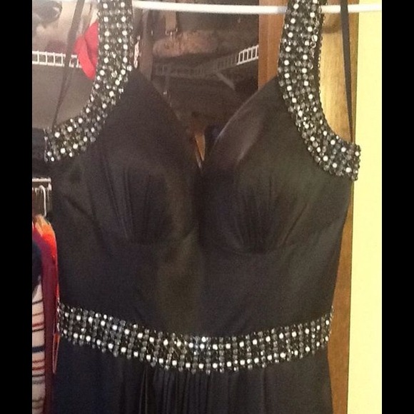 Prom time - Picture 2 of 2