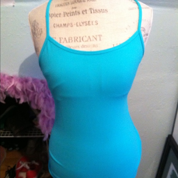 Lululemon turquoise workout tank top