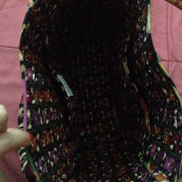 Vera Bradley handbag. - Picture 3 of 3