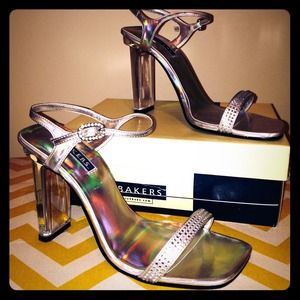 Bakers Liv Silver Shoe