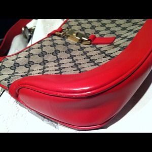 🔴🔴sold🔴🔴Gucci leather with monogram JackieO